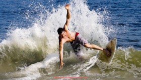 章鱼直播-2008-2009赛季欧冠赛事全纪录与冠军球队表现分析